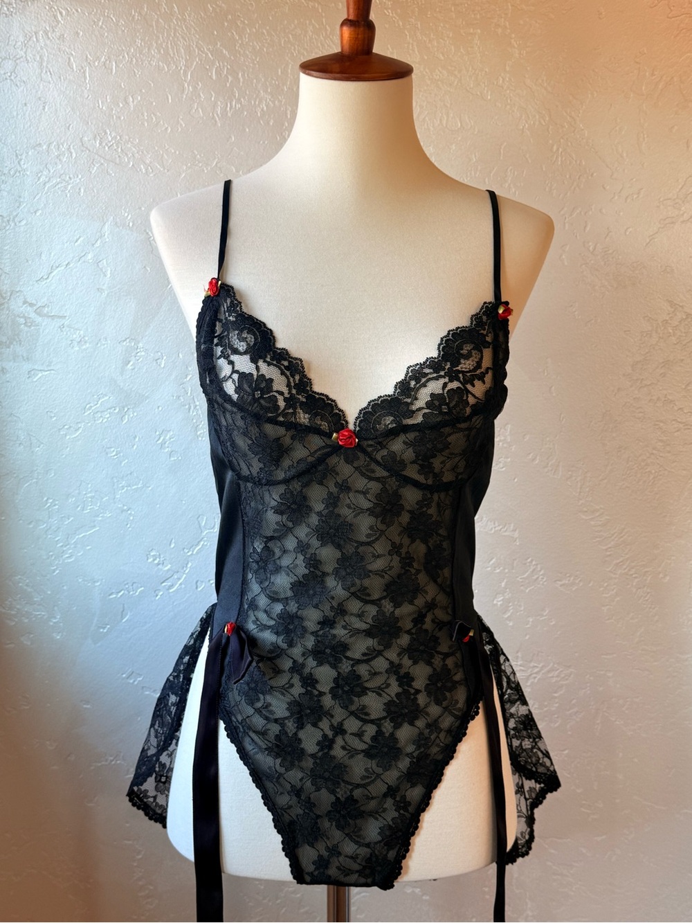 Vintage 1970s–80s TOSCA of California Black Lace Teddy • Size Medium